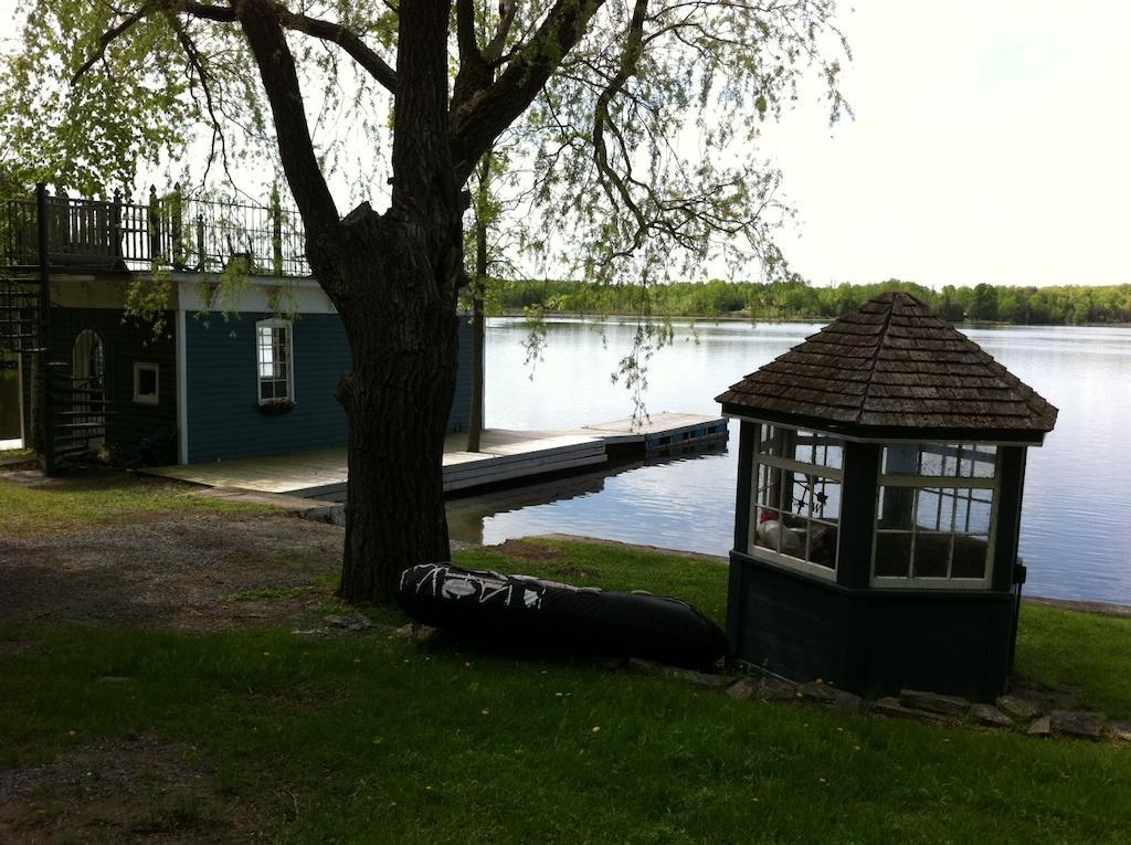 Windswept On The Trent Hotel Campbellford Kültér fotó